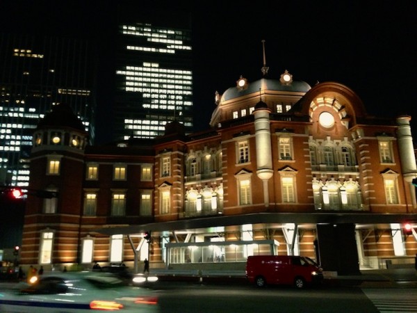 2013.1.8.　東京駅