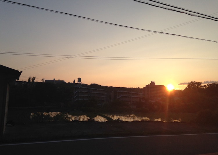 道路からの夕焼け（6月下旬）