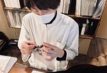 ひな祭りの準備中..